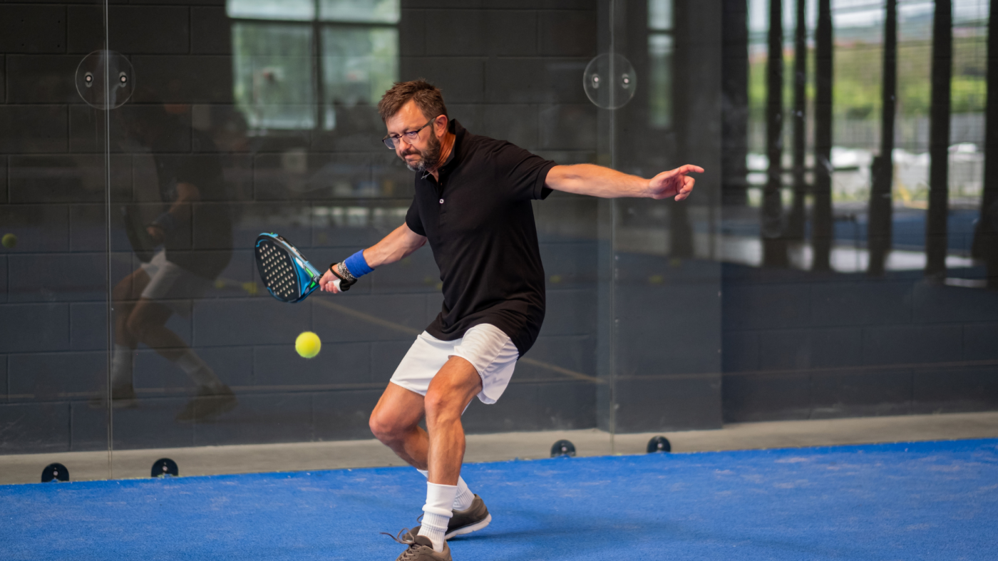 The Art of Playing with the Walls in Padel