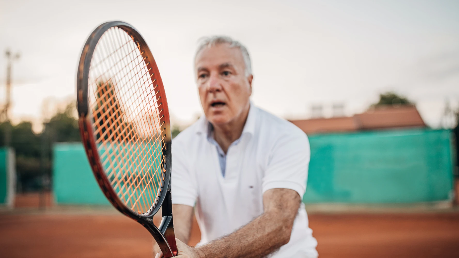 Tenis senior: Preserva tus articulaciones y juega más tiempo