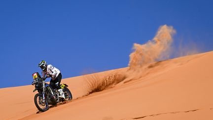 33fd5b1040fc32948301af19aeb61f4e.jpg